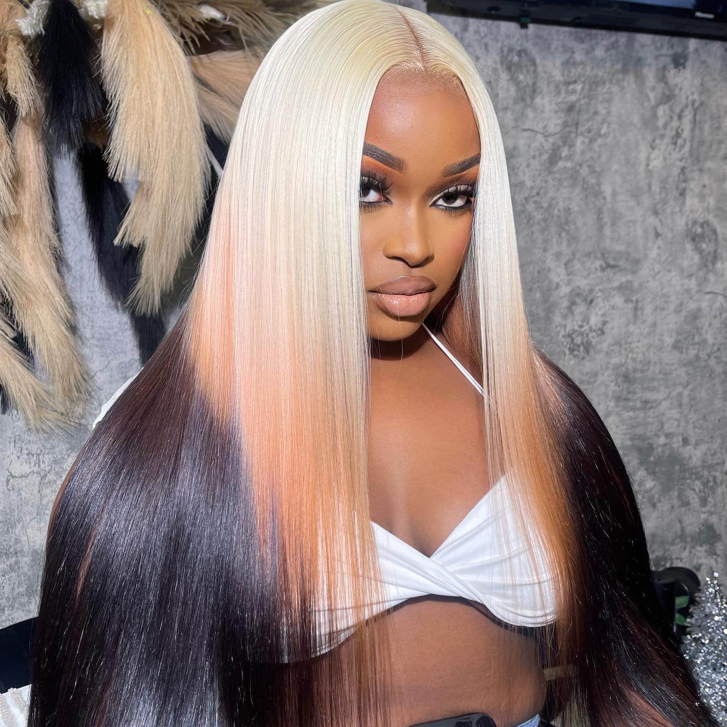 613 Blonde Ombre Lace Front Wig Brazilian Body Wave Human Hair Wigs Pre Plucked