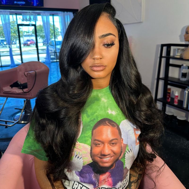 Deep Side Part Human Hair Lace Wig Body Wave HD Lace Front Wigs With Adjustable Strap